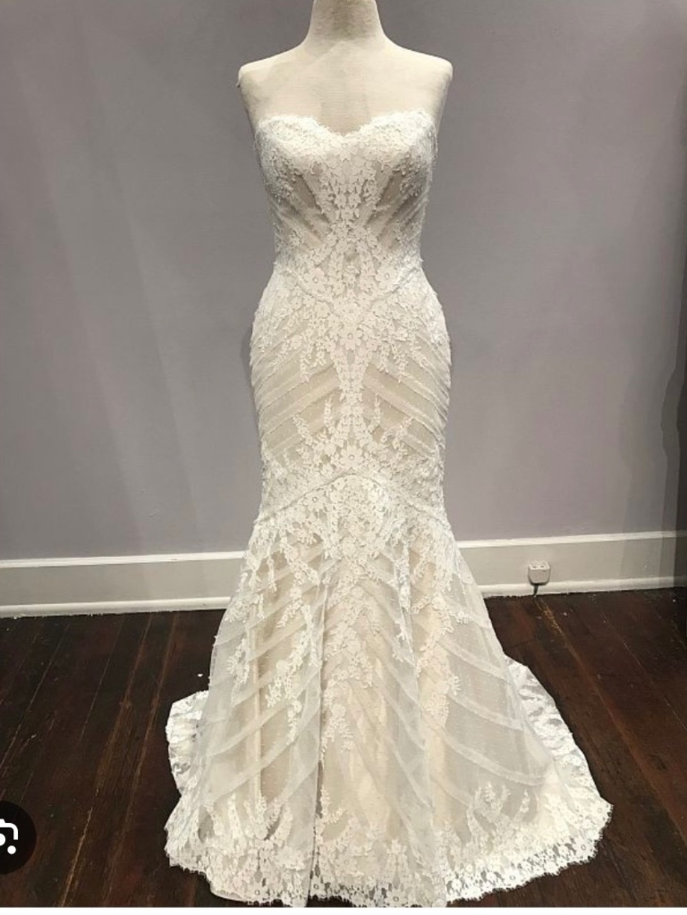 Matthew Christopher, Sofia wedding dress